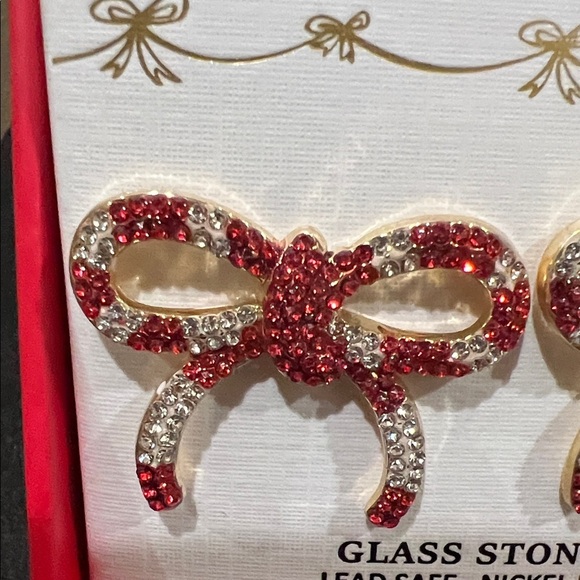 Piper K | Rhinestone Ribbon Earrings - Picture 3 of 8